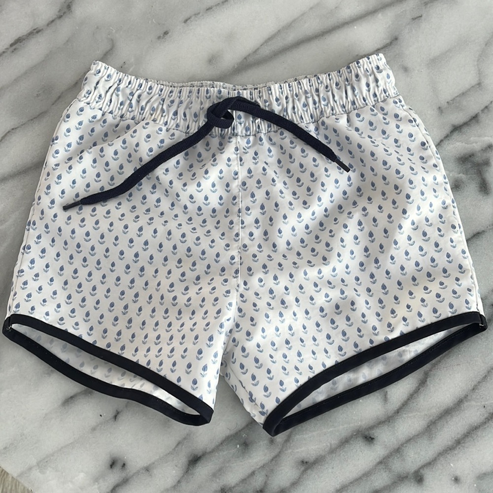 Minnow boys swim shorts size 5/6T